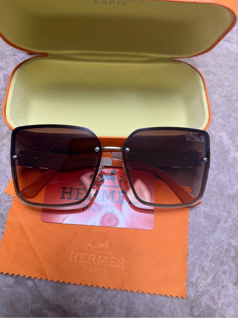 Women’s Square Gradient Brown Sunglasses